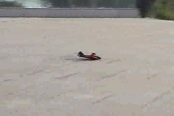 Radio - controlled Hydro - fly Boat / Plane - image 1 from the video